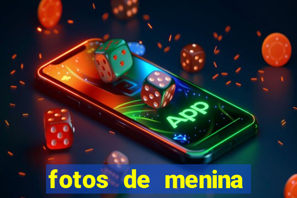 fotos de menina fake cacheada