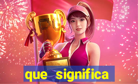 que significa sonhar tomando cerveja