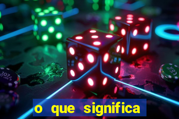 o que significa soprar no ouvido de uma pessoa