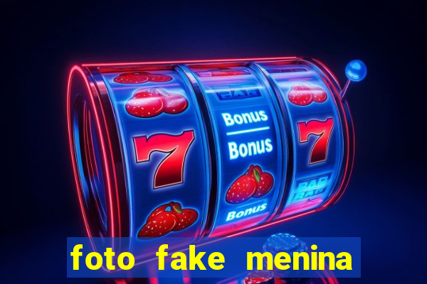 foto fake menina cabelo cacheado