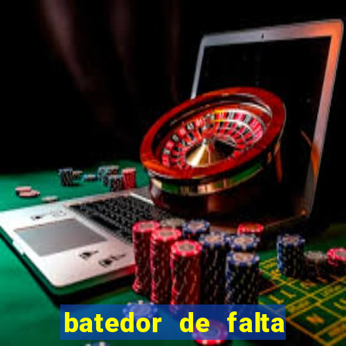 batedor de falta do atletico de madrid