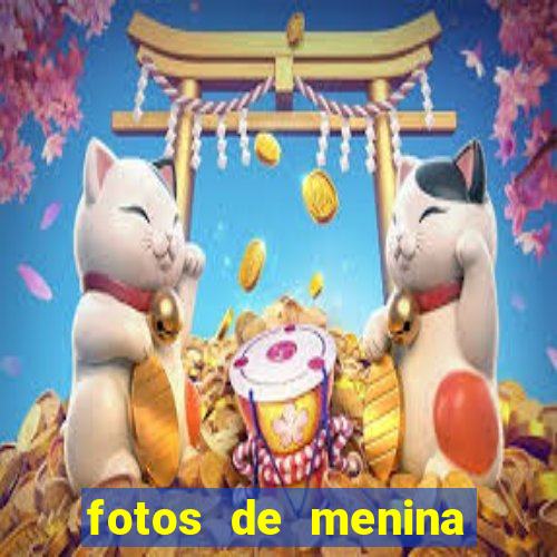 fotos de menina fake cabelo cacheado